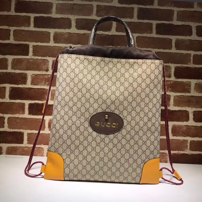 G*u*i shopping bags